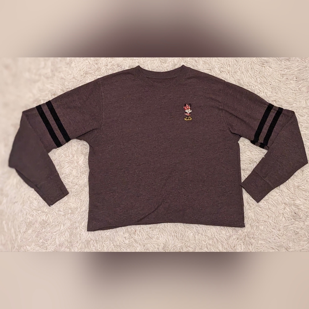 Disney Women's Dark Gray Long Sleeve Cropped Tee with Minnie Mouse